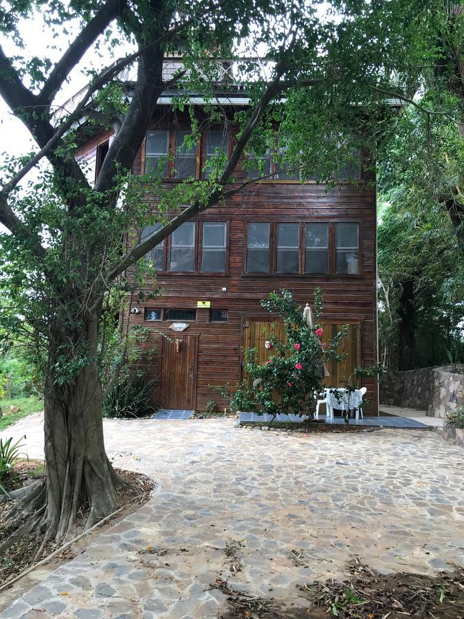 Roatan Bed&Breakfast Apartments West End Bagian luar foto