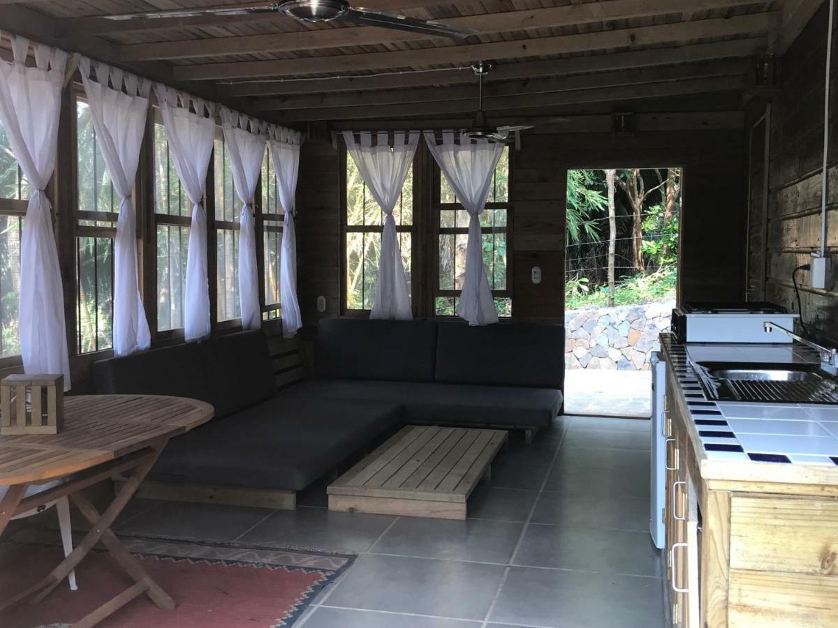 Roatan Bed&Breakfast Apartments West End Bagian luar foto